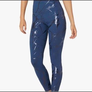 NWOT Beyond Yoga ‘Lost Your Marbles’ Legging